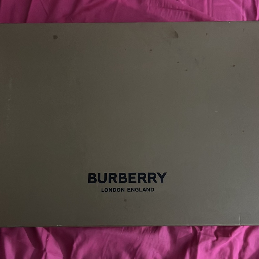 Burberry Rain Boots - Picture 6 of 8